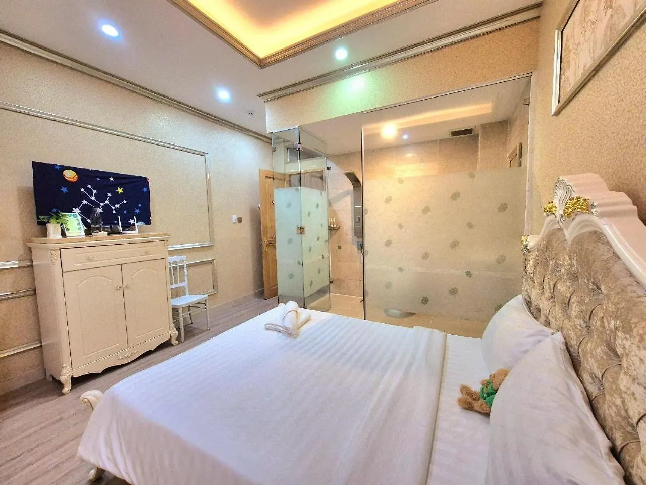F F House Homestay Ho Şi Min