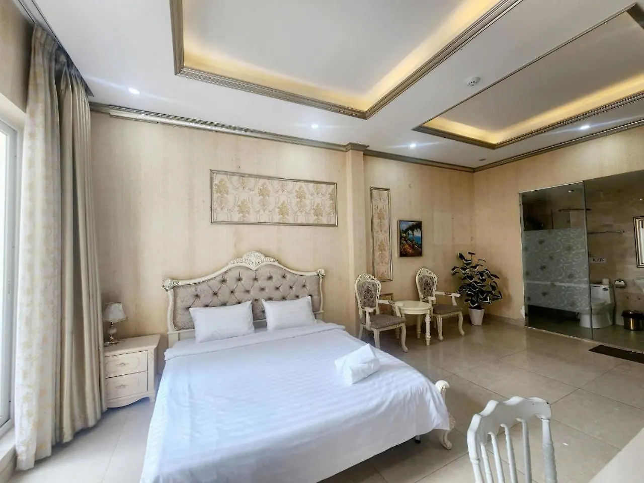 Aparthotel F F House Homestay Ho Chi Minh City